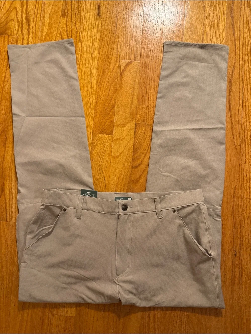 32x30 Genteal Trailhead Pant in Khaki